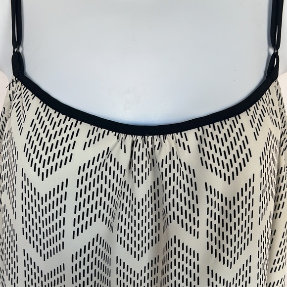 Charming Charlie Medium Cream/Black Spaghetti Strap Sheer Blouse - Picture 5 of 12